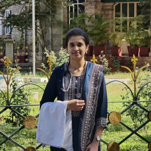 Dr Divya